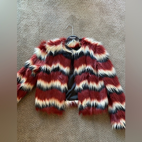 MAJORELLE / Revolve Luka Faux Fur Coat Red Multi - Picture 2 of 6